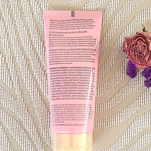 Mary Kay Satin Hands Nourishing Shea Butter in the fragrance Blissful Pomegranat - Picture 2 of 2